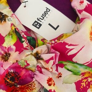 Fused Hawaii “Leave her wild” print  bikini top large